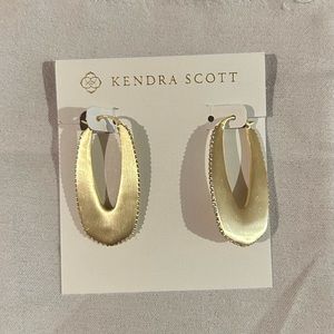 Kendra Scott Ear Rings NWT!